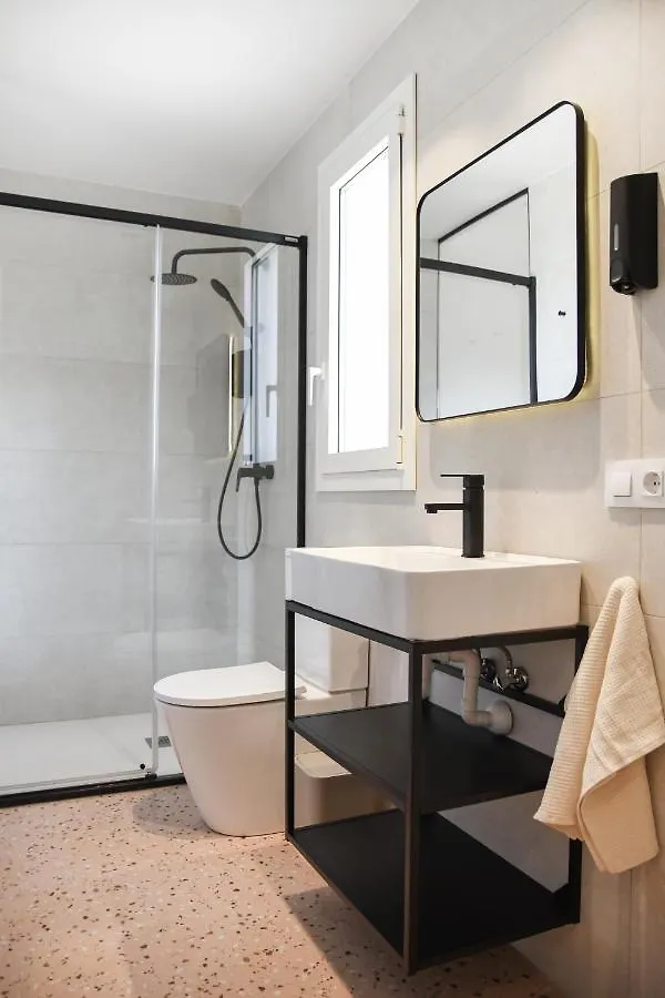 Casa Maui Hotel Banyoles Spain