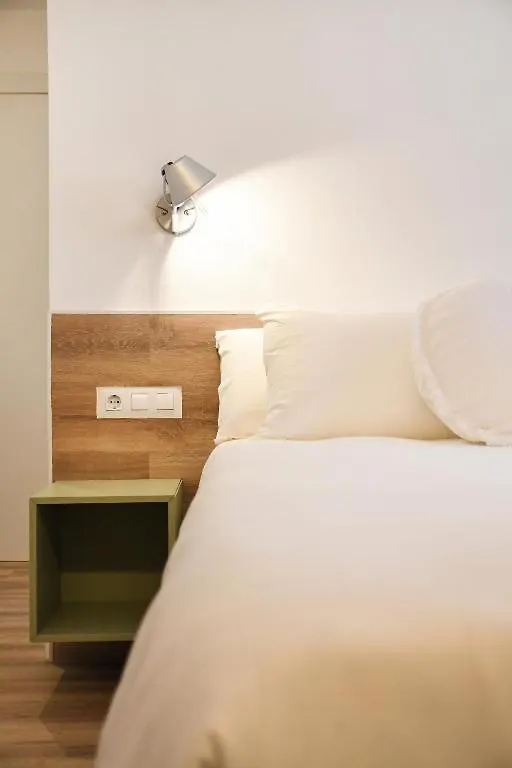 Hotel Casa Maui à Banyoles Maison d'hôtes