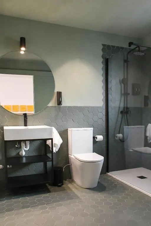 Hotel Casa Maui Banyoles